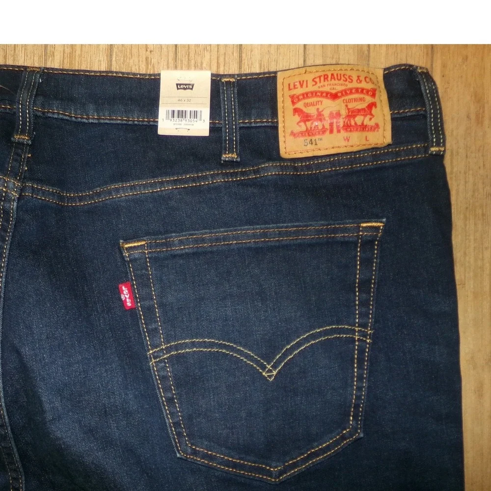 Levis 541 Athletic Taper Stretch Jeans Mens 46 x 32 Dark Wash Indigo Denim NWT